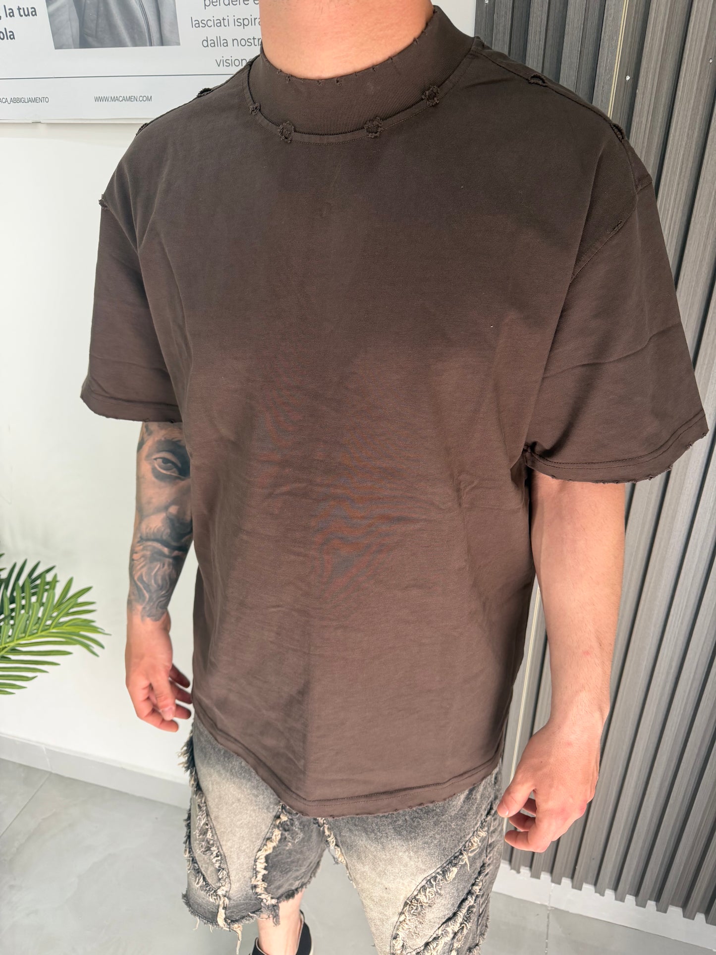 T-Shirt Hole