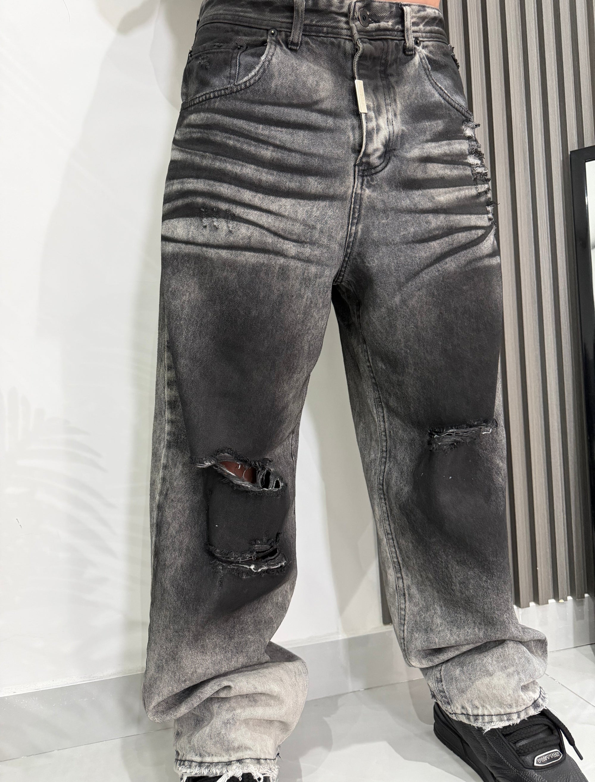 Super baggy dark black