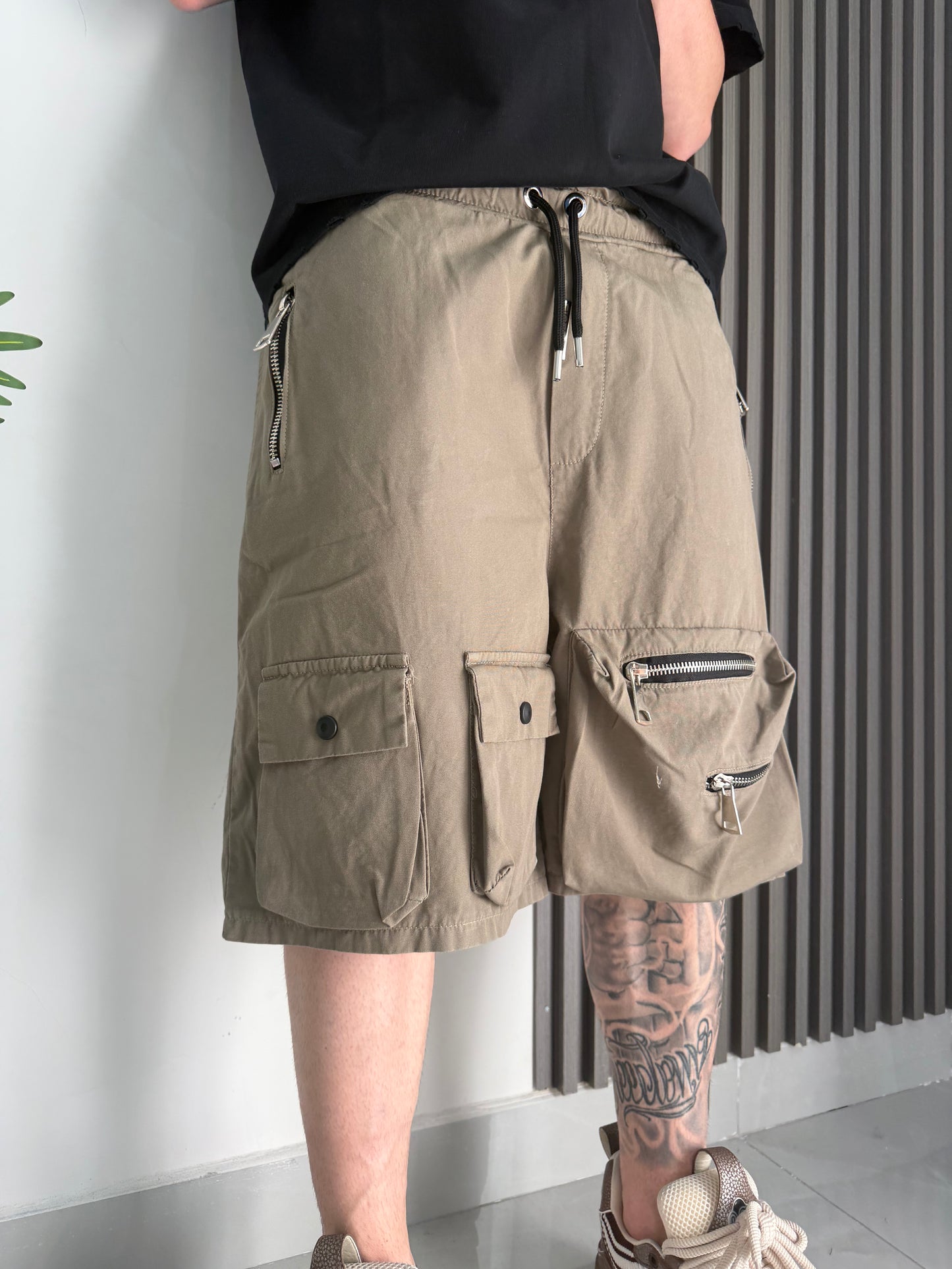 Short Cargo