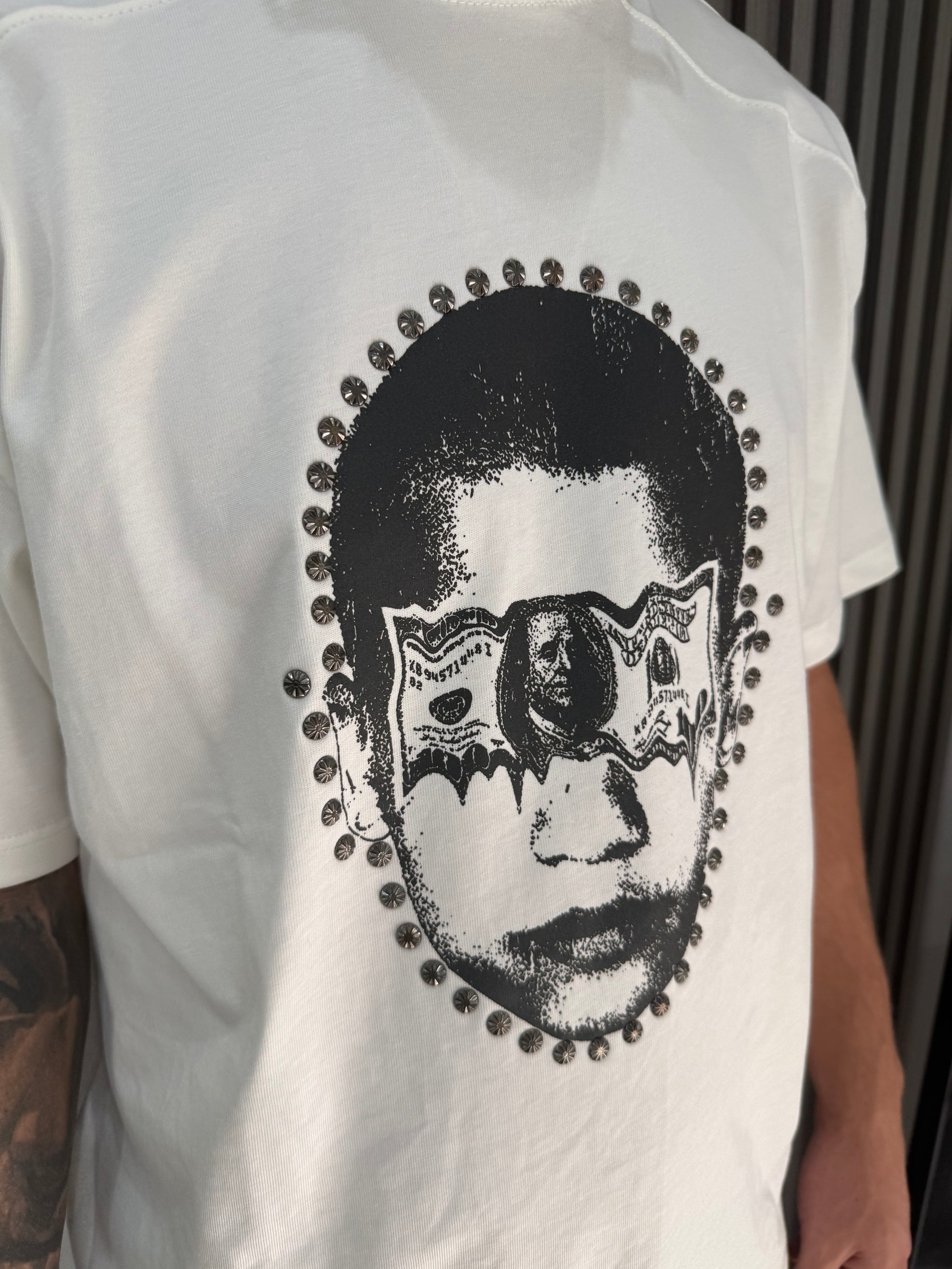 T-shirt money