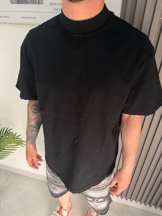 T-Shirt Hole