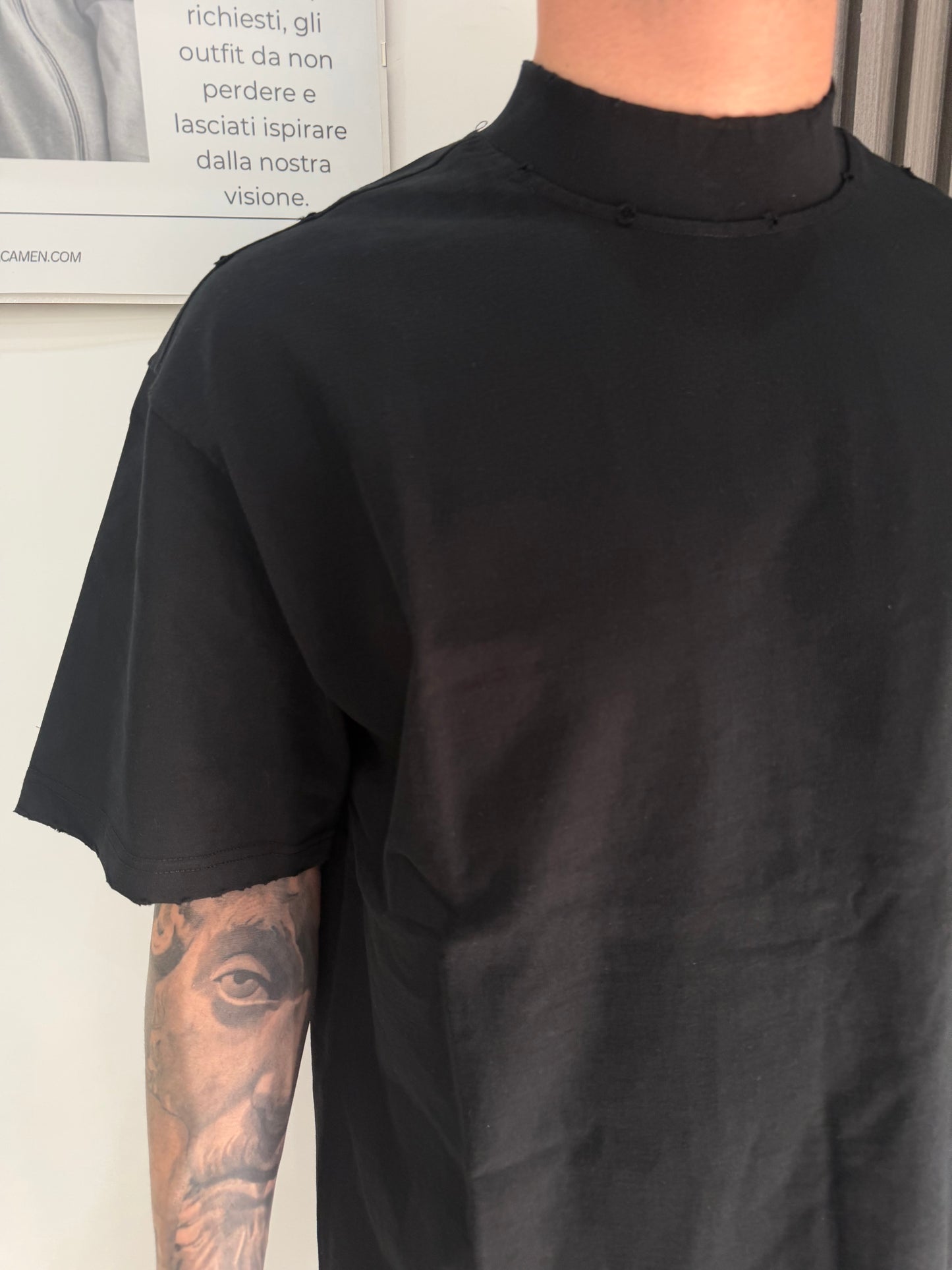 T-Shirt Hole