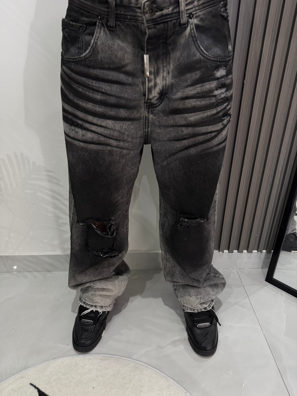 Super baggy dark black