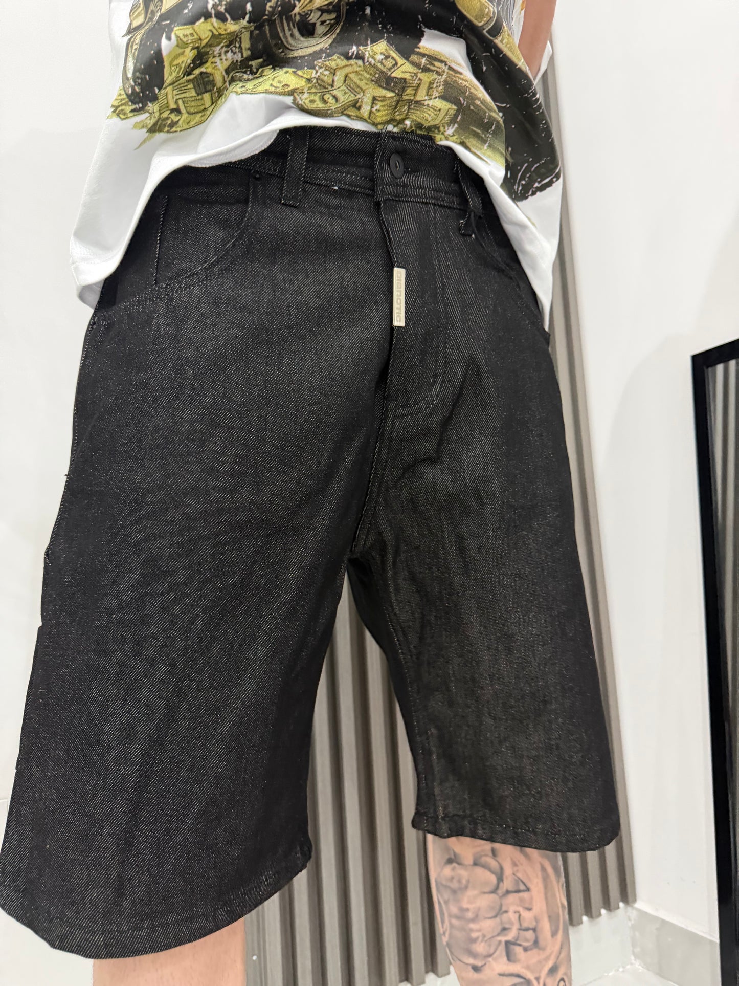 Short Grey