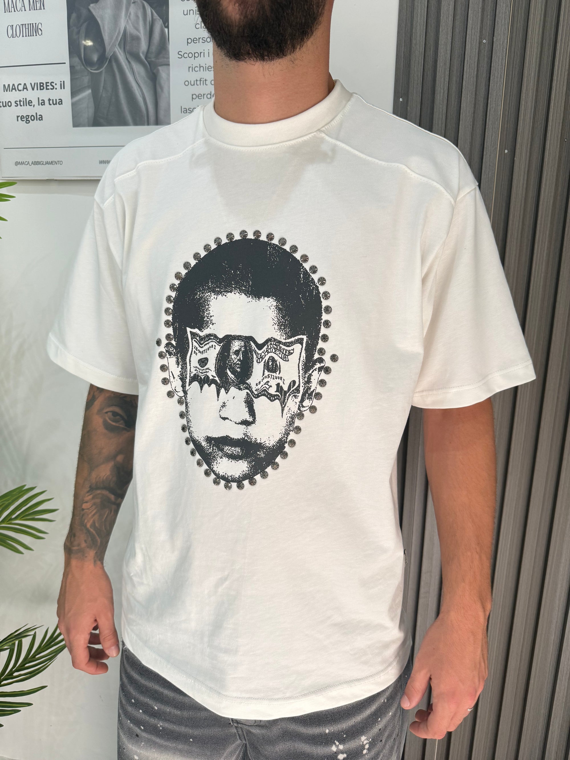 T-shirt money