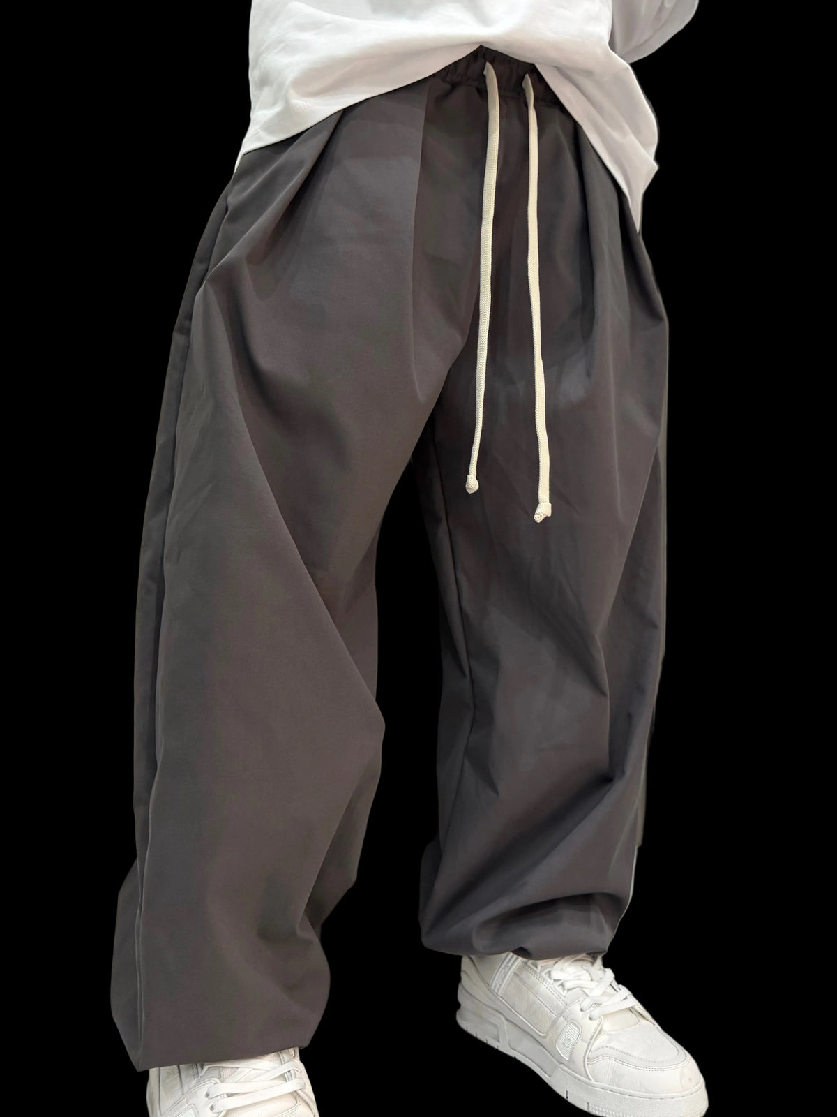 Baggy tecnico con lacci